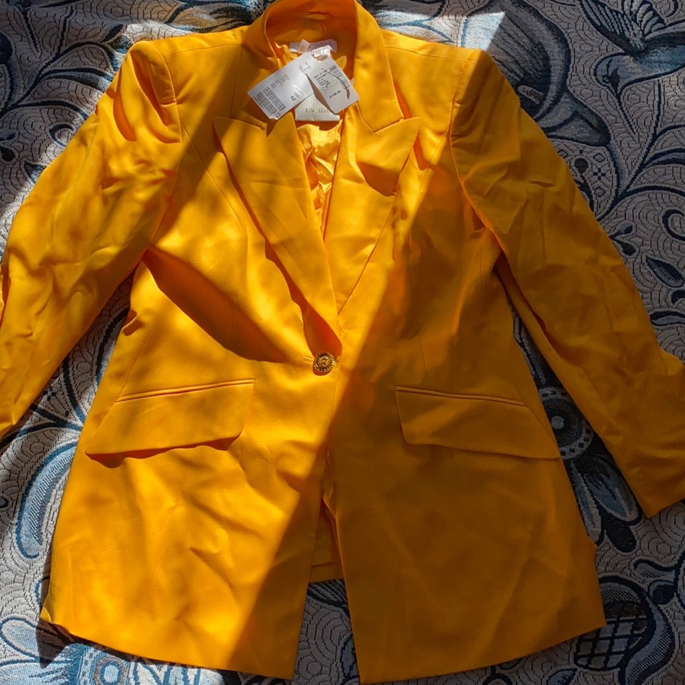 ESCADA ROCK KOMBI SKIRT SUIT